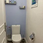 Et Salle De Bain Independantes A 200m De La De Fabregas *