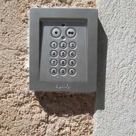 Et Salle De Bain Independantes A 200m De La De Fabregas لا سين سور مير