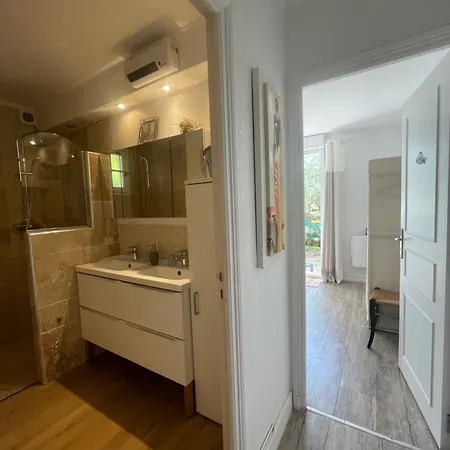 Accommodatie bij particulieren Climatisee Et Salle De Bain Independantes A 200m De La De Fabregas La Seyne-sur-Mer