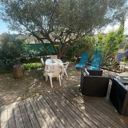 Alloggio in famiglia chambre et salle de bain indépendantes à 200m de la plage de Fabrégas *